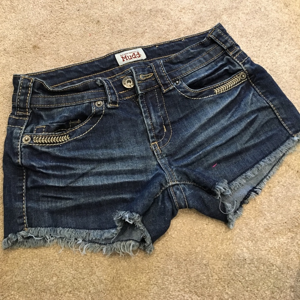 Mudd cutoff shorts